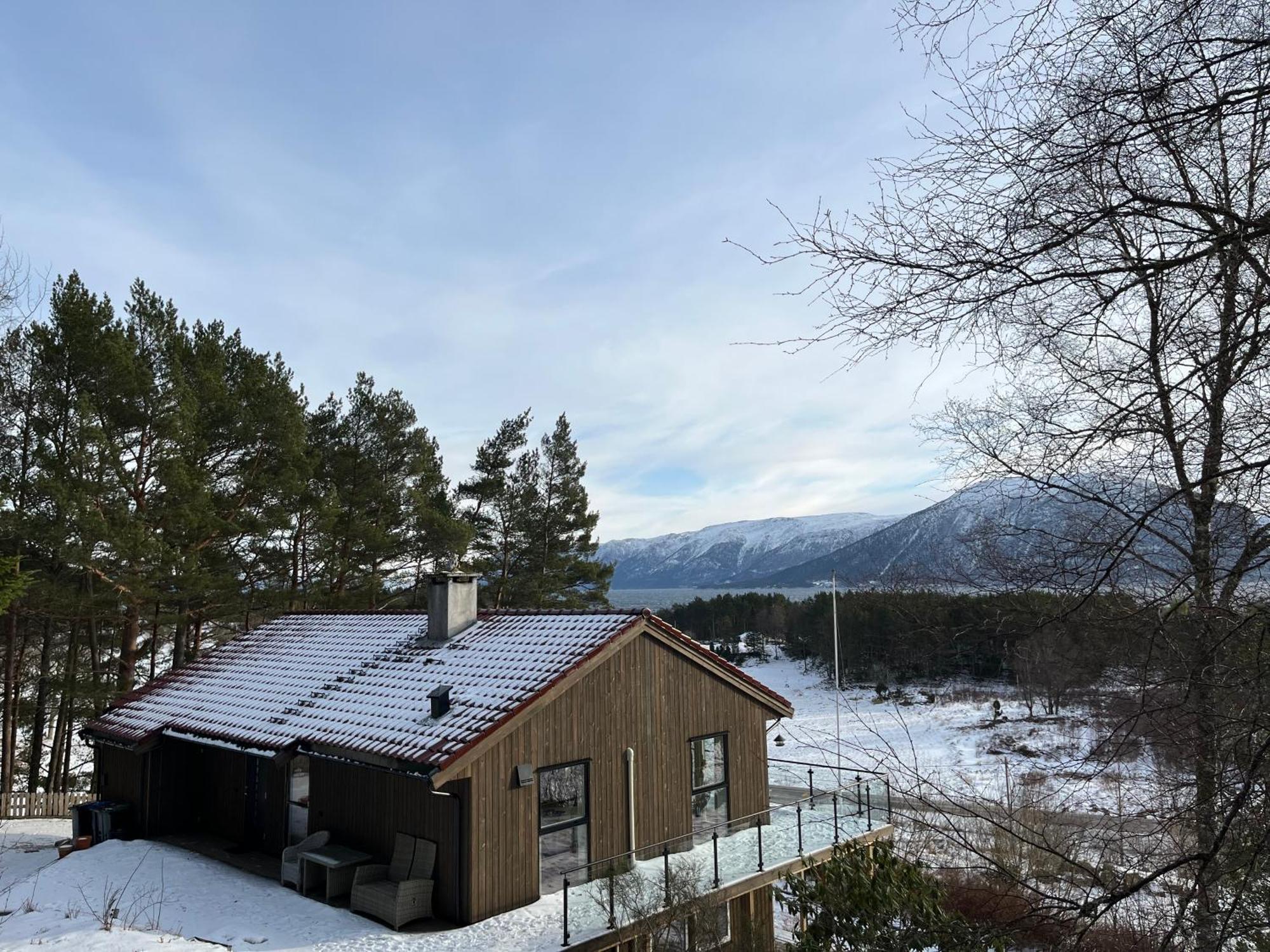 Bosdalhuset Villa Lavik  Exterior photo